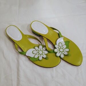 Zalo Lime Green Leather Floral Thong Sandals Made in Spain Size 10 M